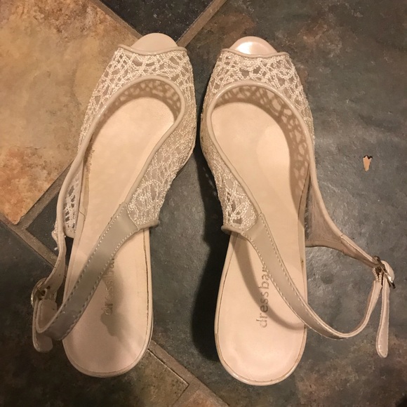 Shoes - Picture 2 of 3